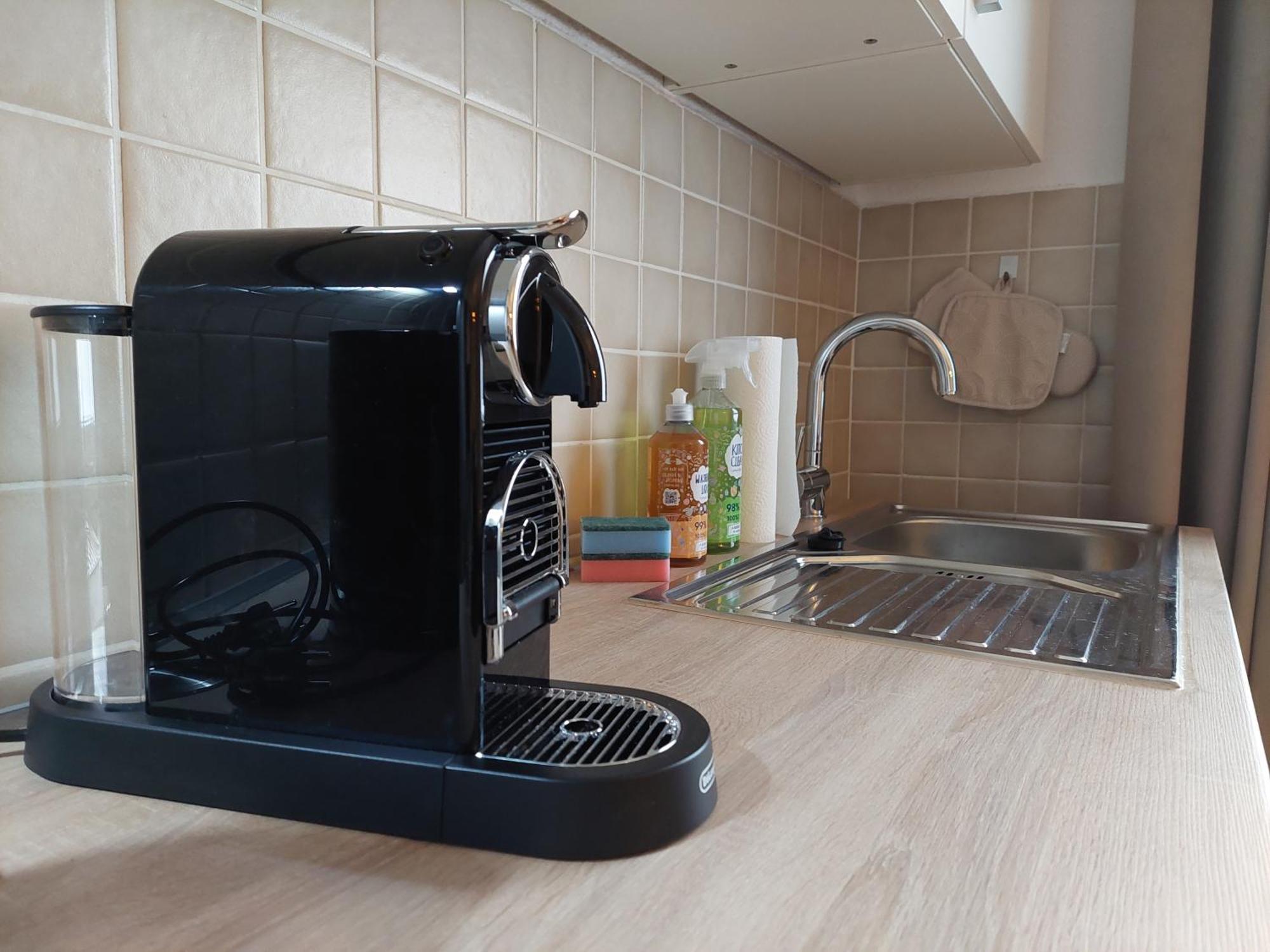 Cozy Home, 7 Beds, Wifi, Kitchen, Balcony, Bielefeld Center ภายนอก รูปภาพ